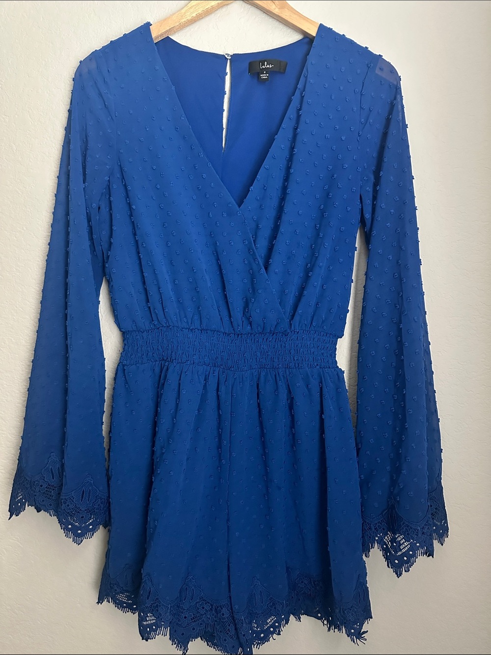Lulus Meadowlake Blue Swiss Dot Lace Bell Sleeve Romper Size Small